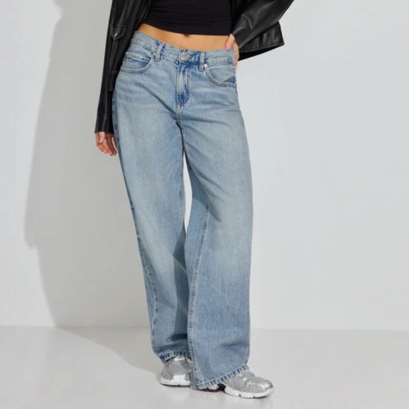 Garage Low Rise Baggy Jeans - Picture 1 of 5